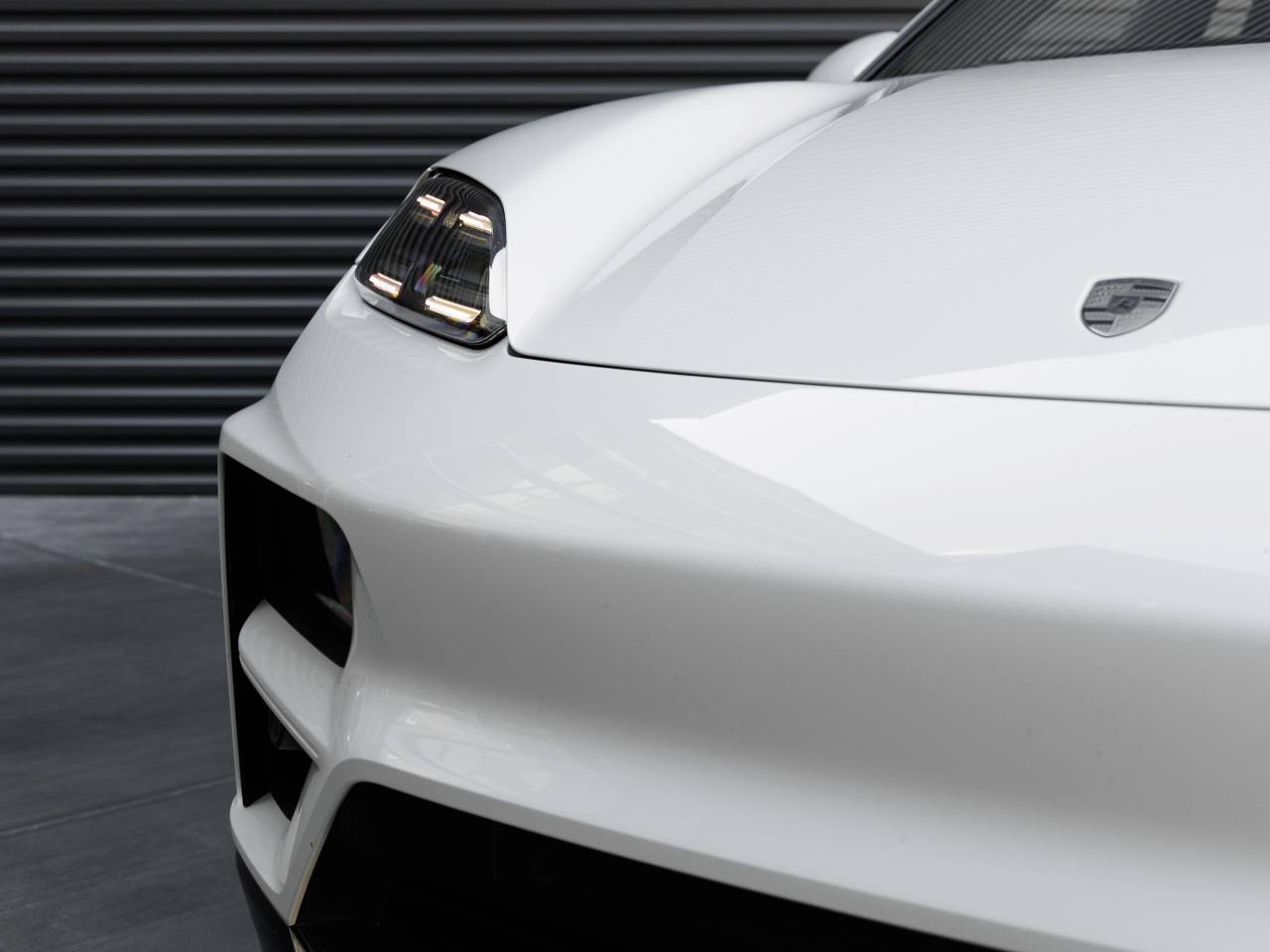 2025 Porsche Macan Macan Turbo Electric