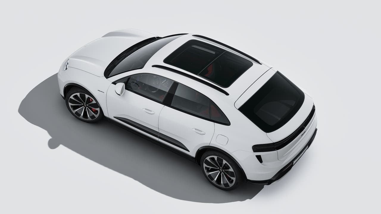 2025 Porsche Macan Macan Turbo Electric