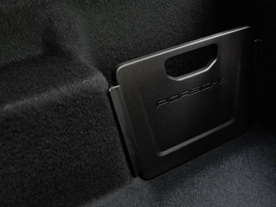 2025 Porsche Macan Macan Turbo Electric