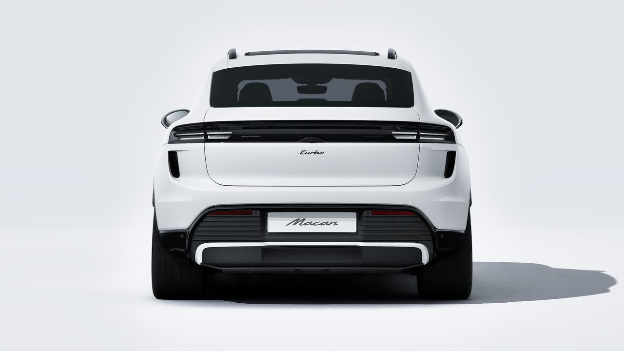 2025 Porsche Macan Macan Turbo Electric