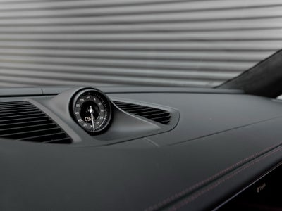 2025 Porsche Macan Macan Turbo Electric