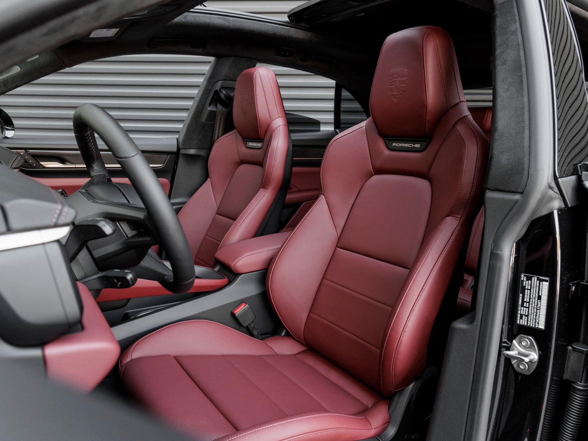 2025 Porsche Macan Macan Turbo Electric