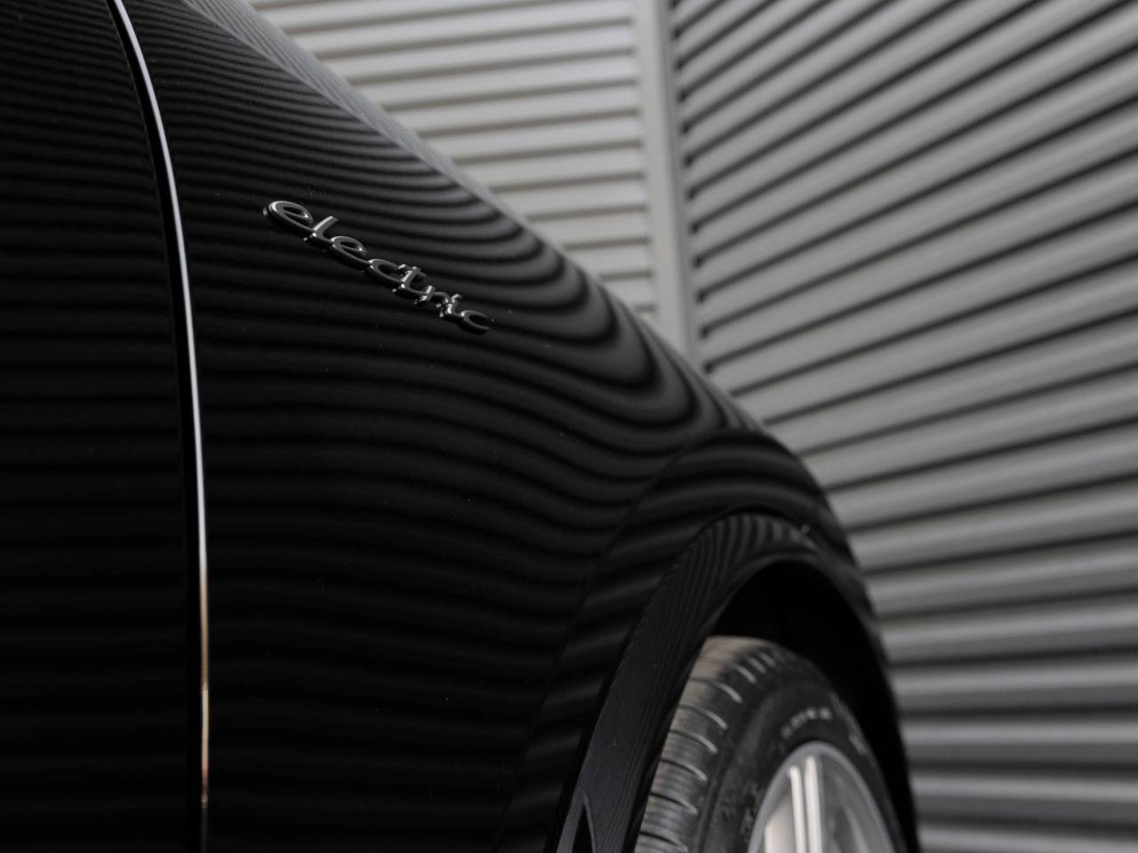 2025 Porsche Macan Macan Turbo Electric