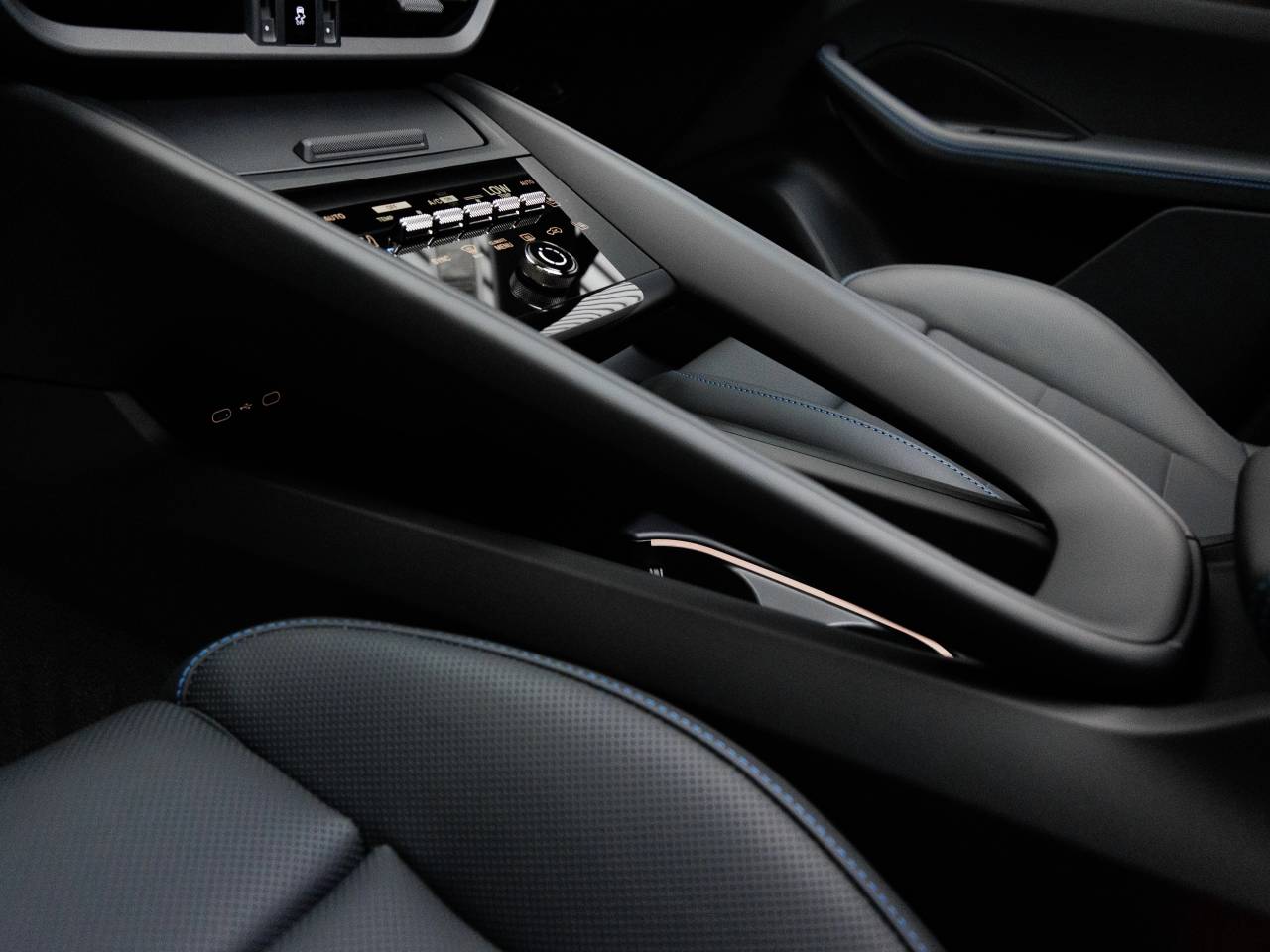2026 Porsche Macan Macan Turbo Electric