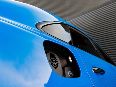 2026 Porsche Macan Macan Turbo Electric