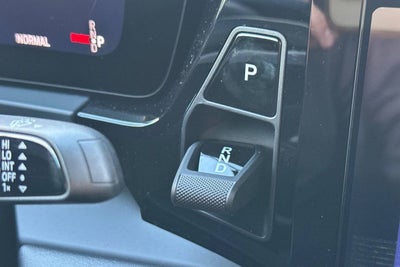 2026 Porsche Macan Macan Turbo Electric