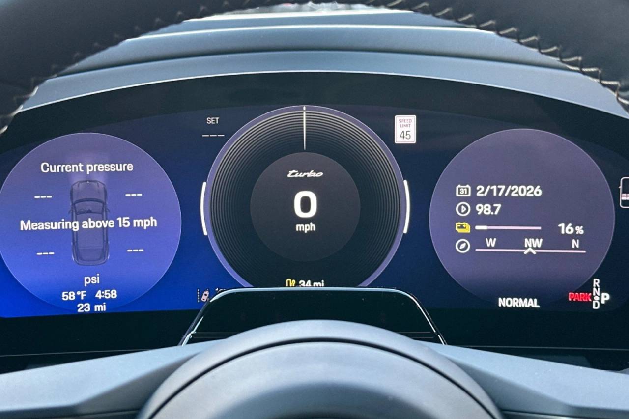 2026 Porsche Macan Macan Turbo Electric
