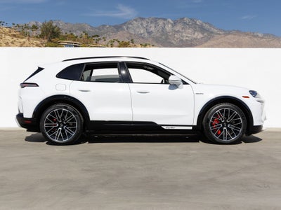 2026 Porsche Cayenne Turbo