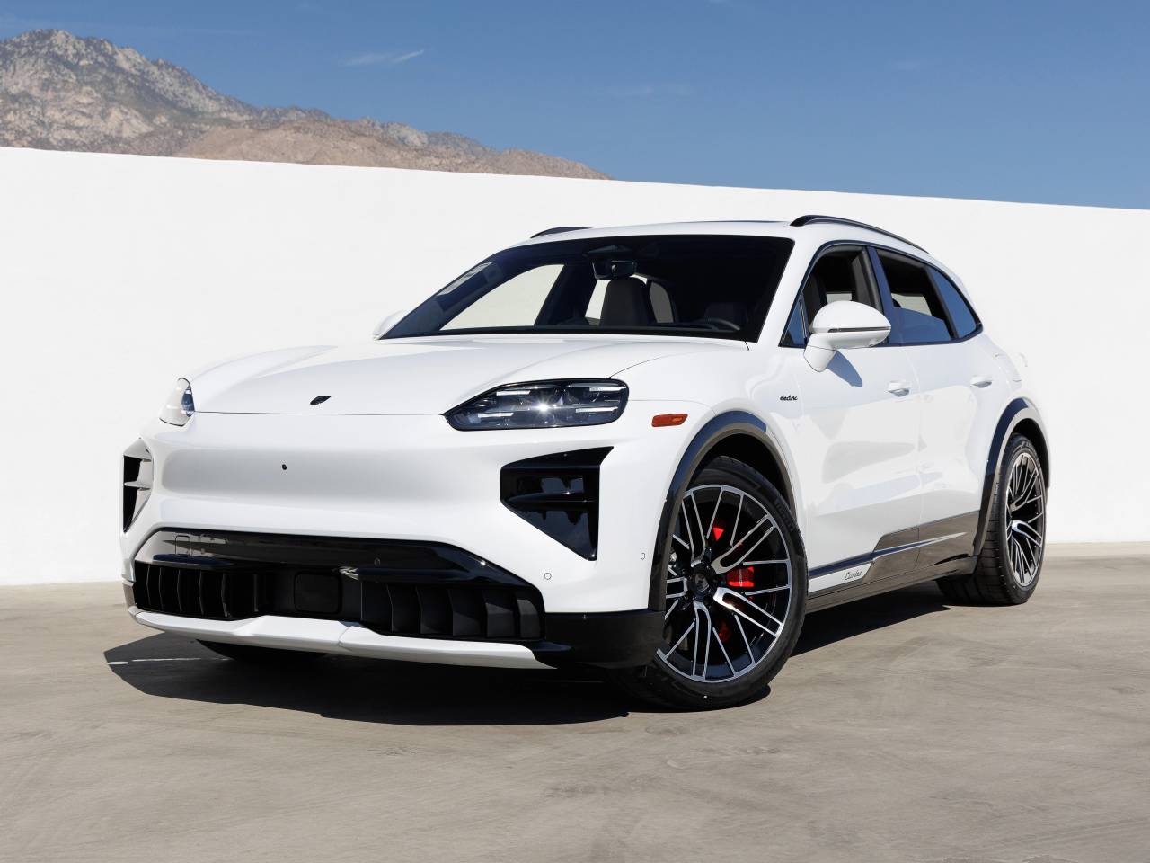 2026 Porsche Cayenne Cayenne Turbo Electric