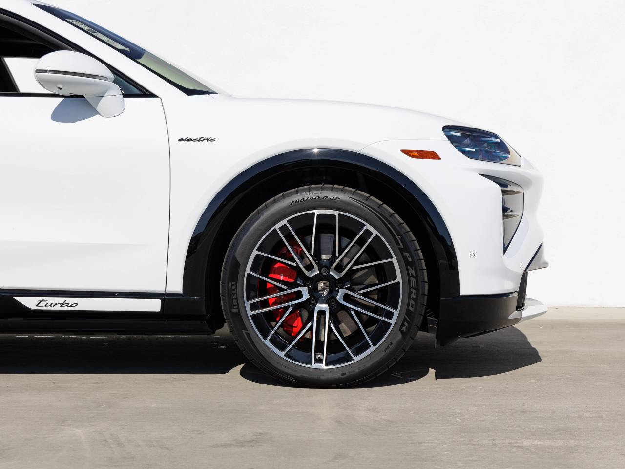 2026 Porsche Cayenne Cayenne Turbo Electric