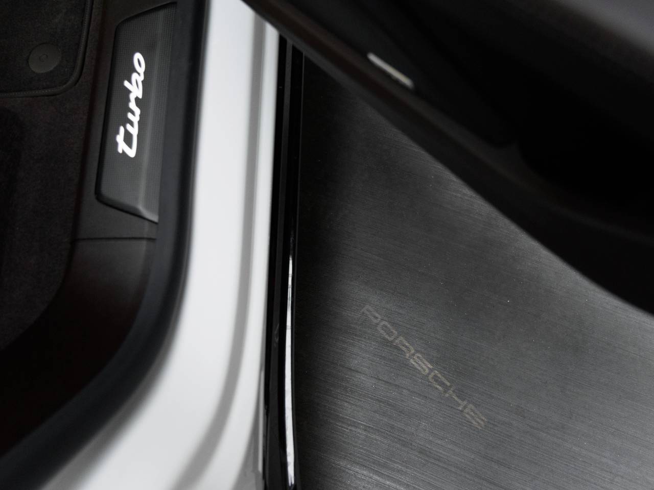 2026 Porsche Cayenne Cayenne Turbo Electric