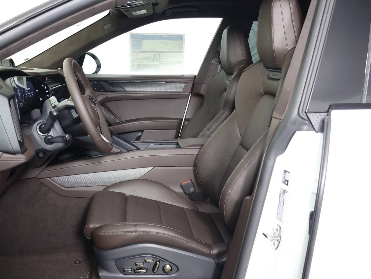 2026 Porsche Cayenne Cayenne Turbo Electric