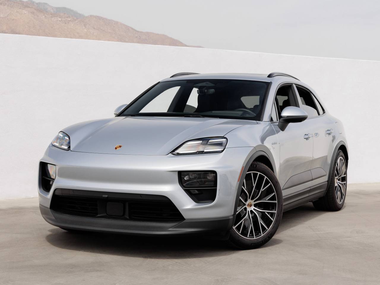 2025 Porsche Macan Macan Electric