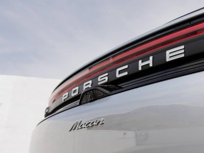 2025 Porsche Macan Macan Electric