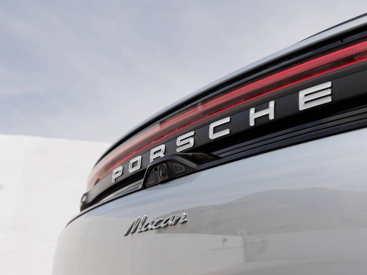 2025 Porsche Macan Macan Electric