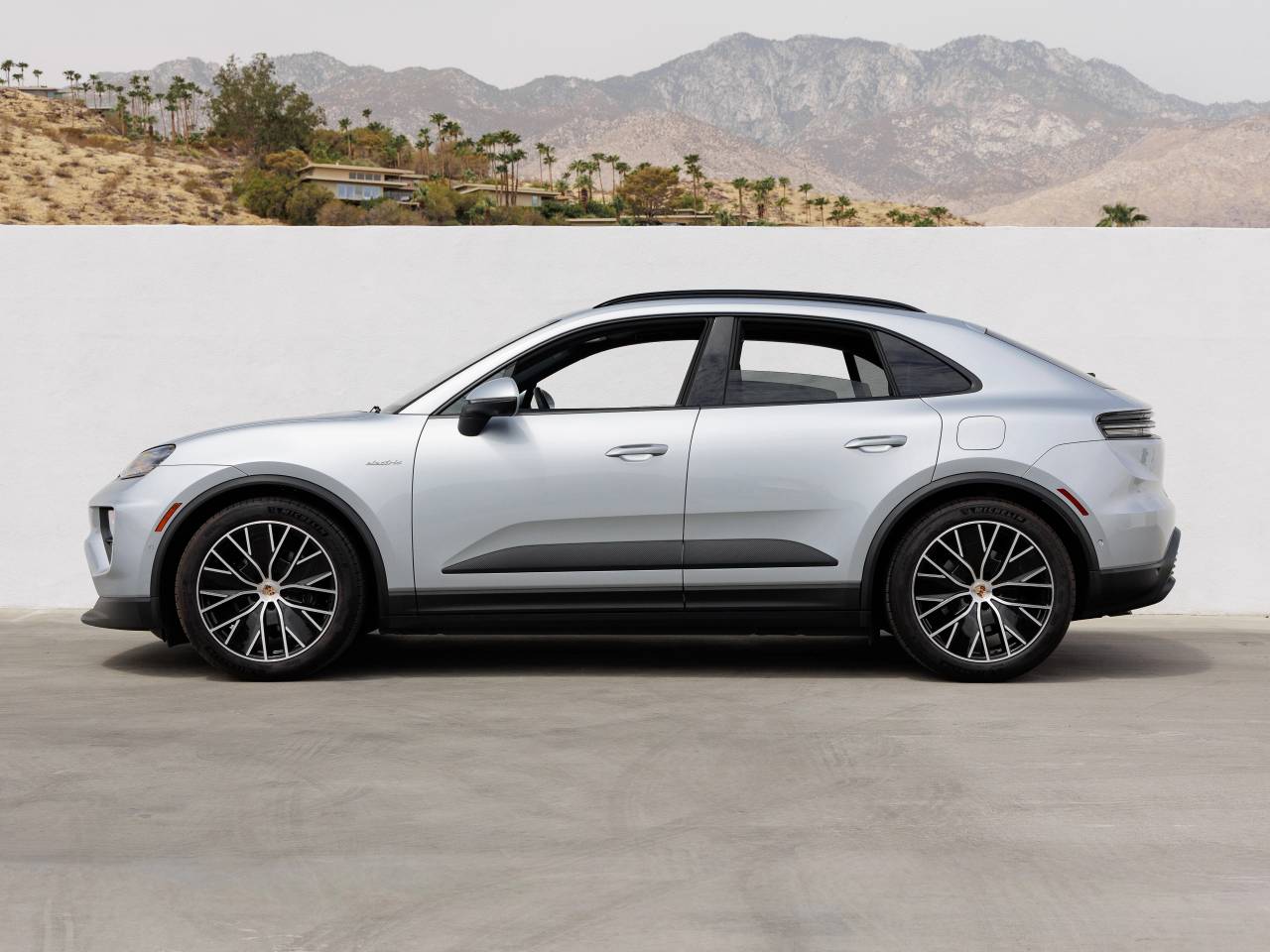 2025 Porsche Macan Macan Electric