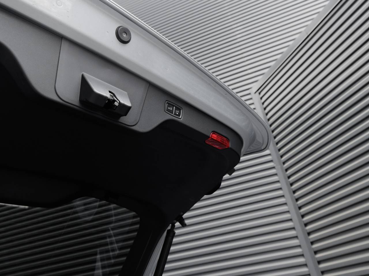 2025 Porsche Macan Macan Electric
