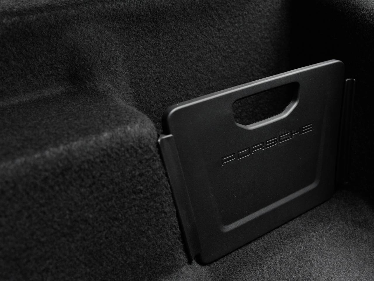 2025 Porsche Macan Macan Electric