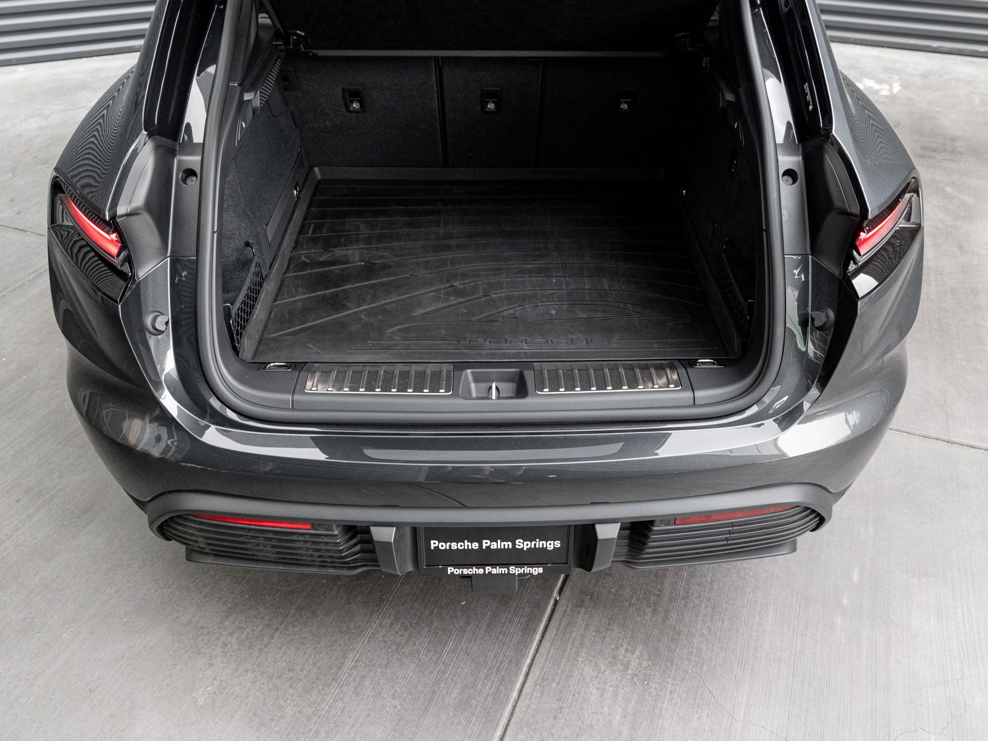 2025 Porsche Macan Macan Electric