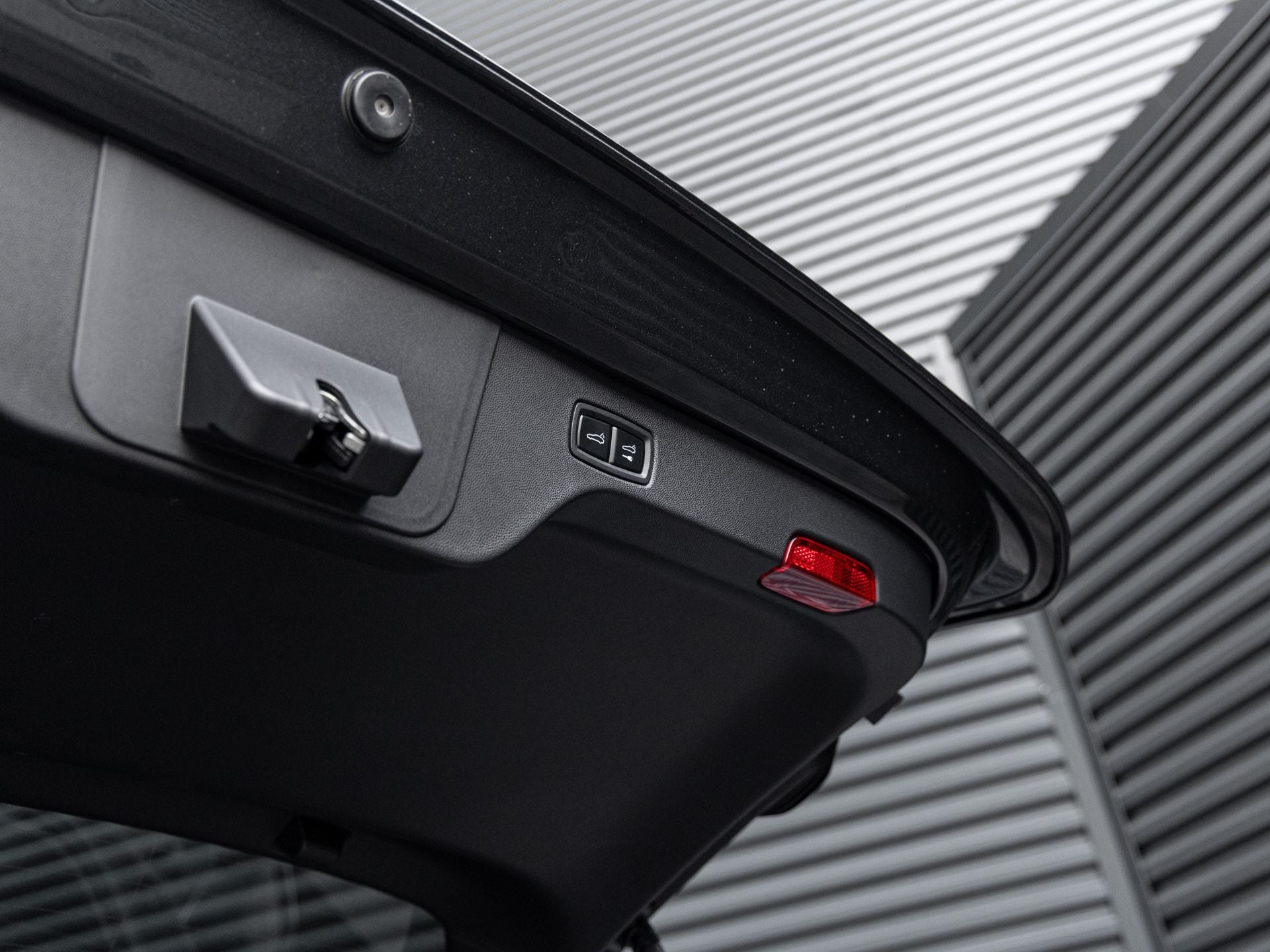 2025 Porsche Macan Macan Electric