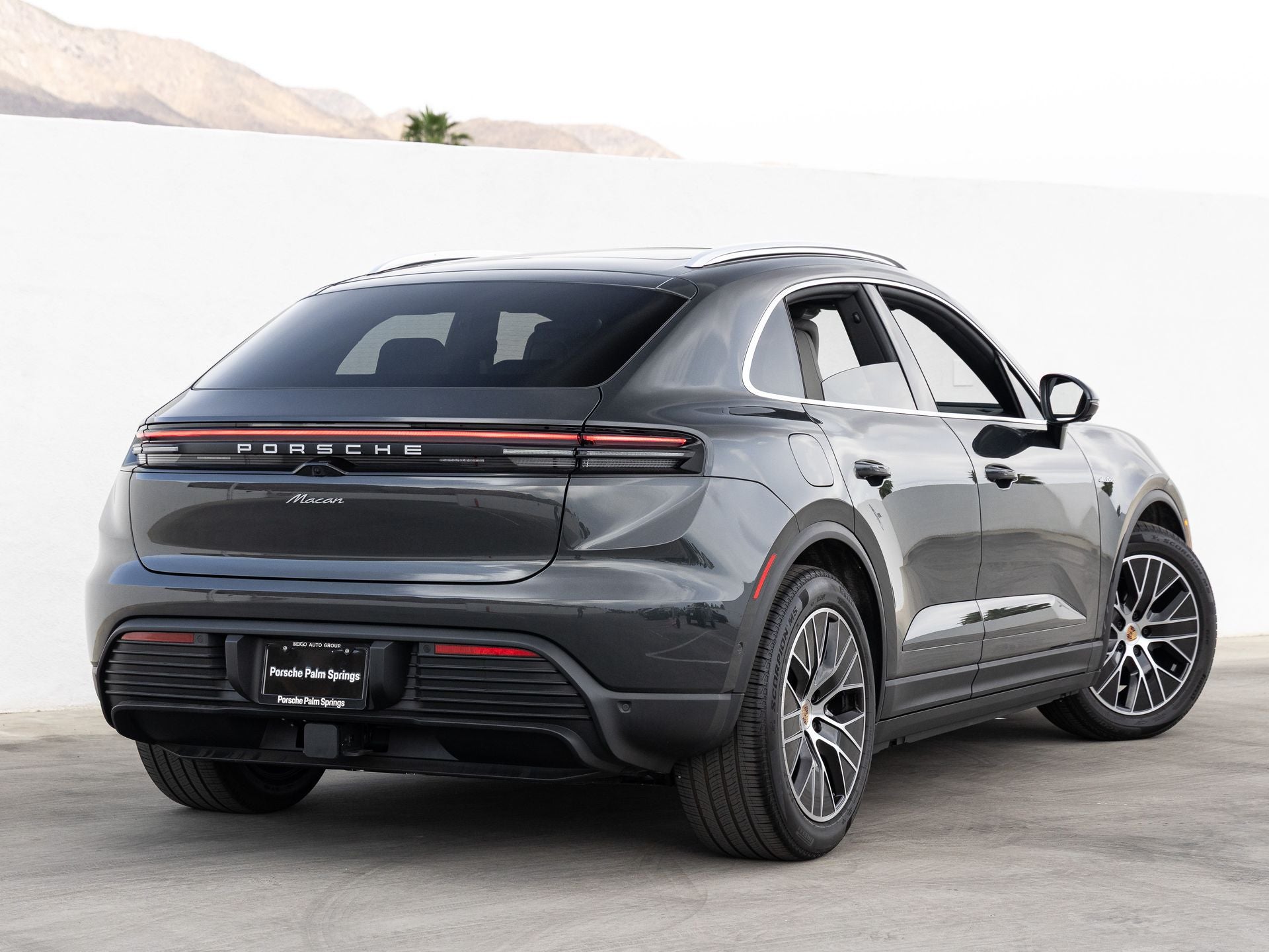 2025 Porsche Macan Macan Electric