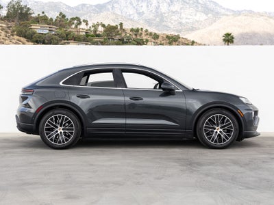 2025 Porsche Macan Macan Electric