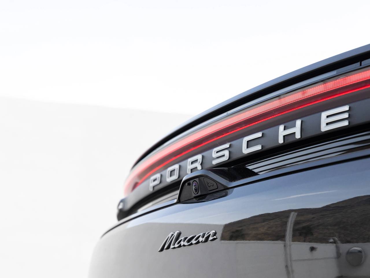 2025 Porsche Macan Macan Electric