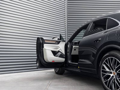 2025 Porsche Macan Macan Electric