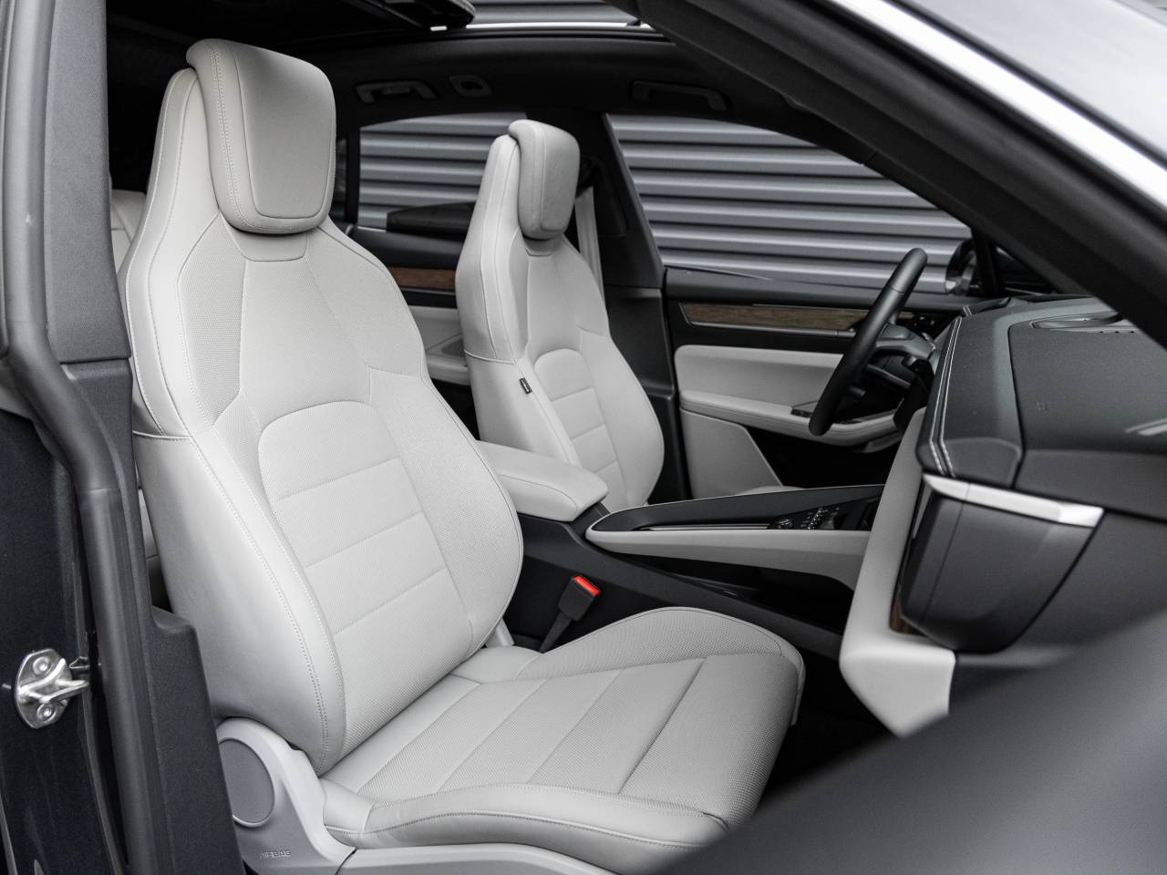 2025 Porsche Macan Macan Electric