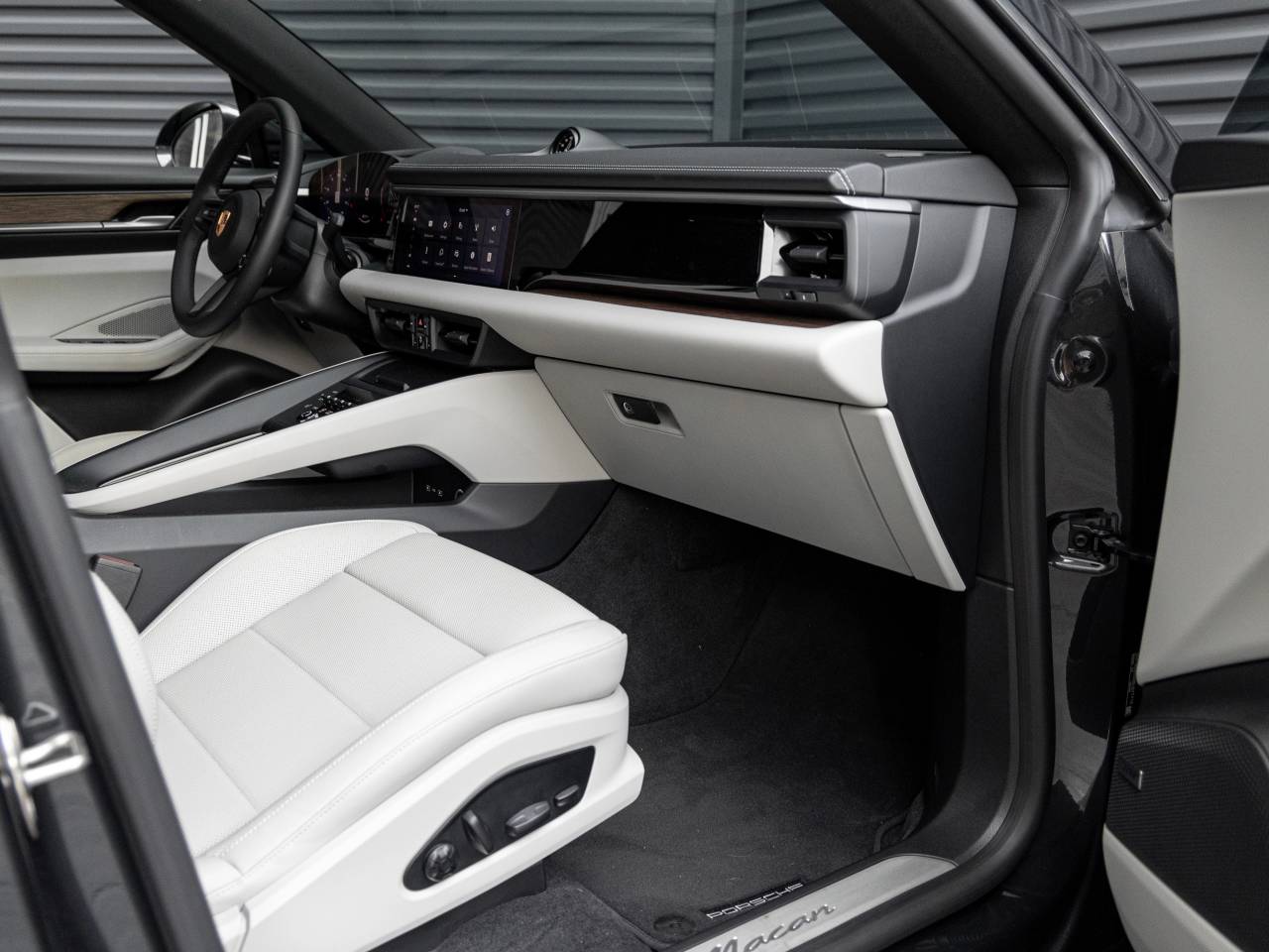 2025 Porsche Macan Macan Electric