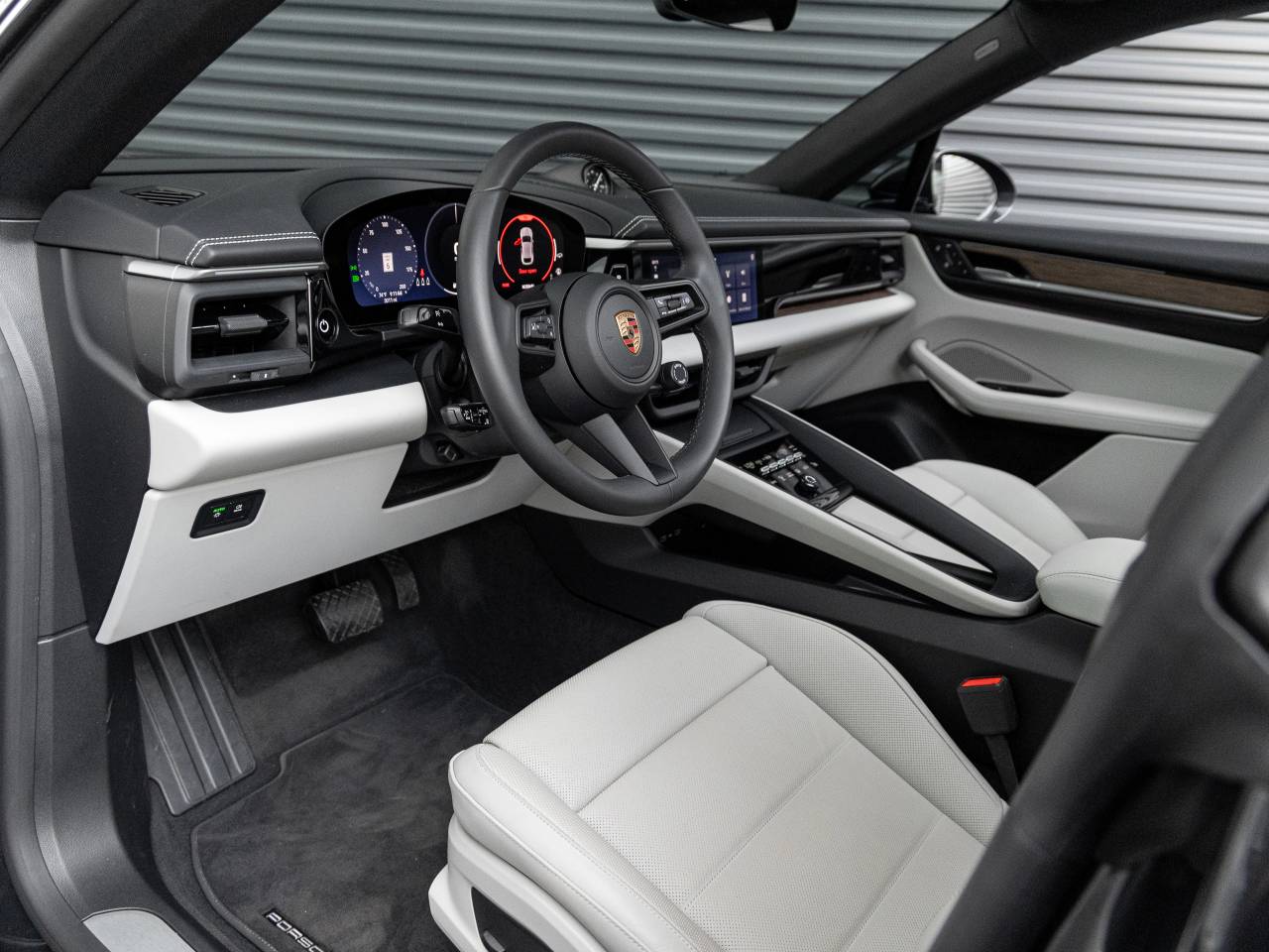 2025 Porsche Macan Macan Electric