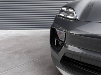 2025 Porsche Macan Macan Electric