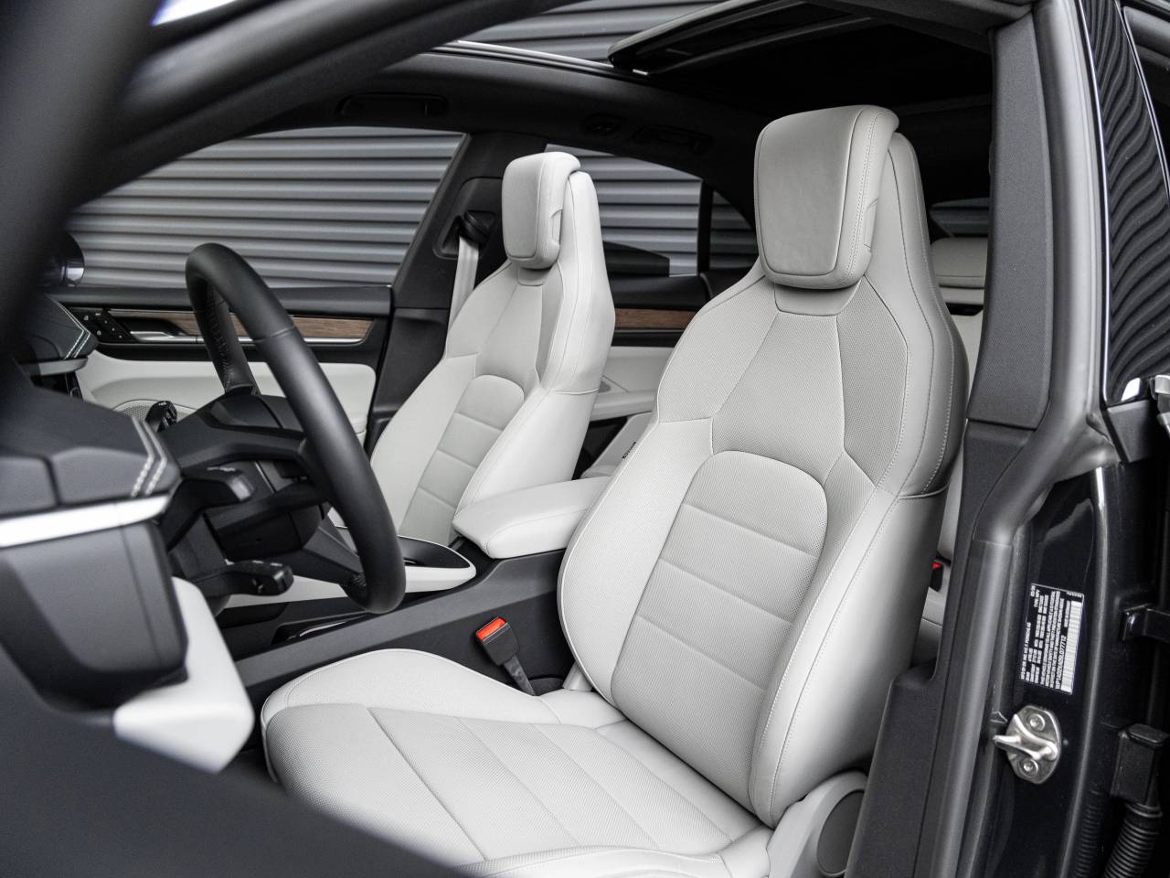 2025 Porsche Macan Macan Electric