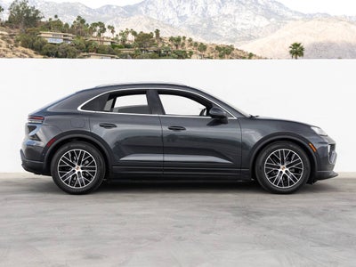 2025 Porsche Macan Macan Electric