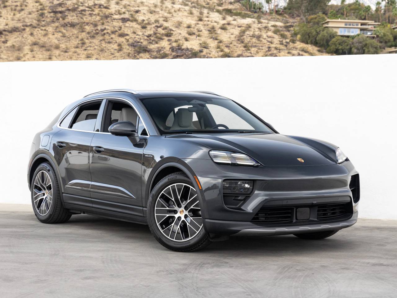 2025 Porsche Macan Macan Electric