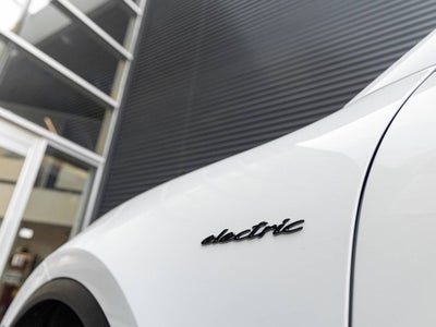 2026 Porsche Macan Electric