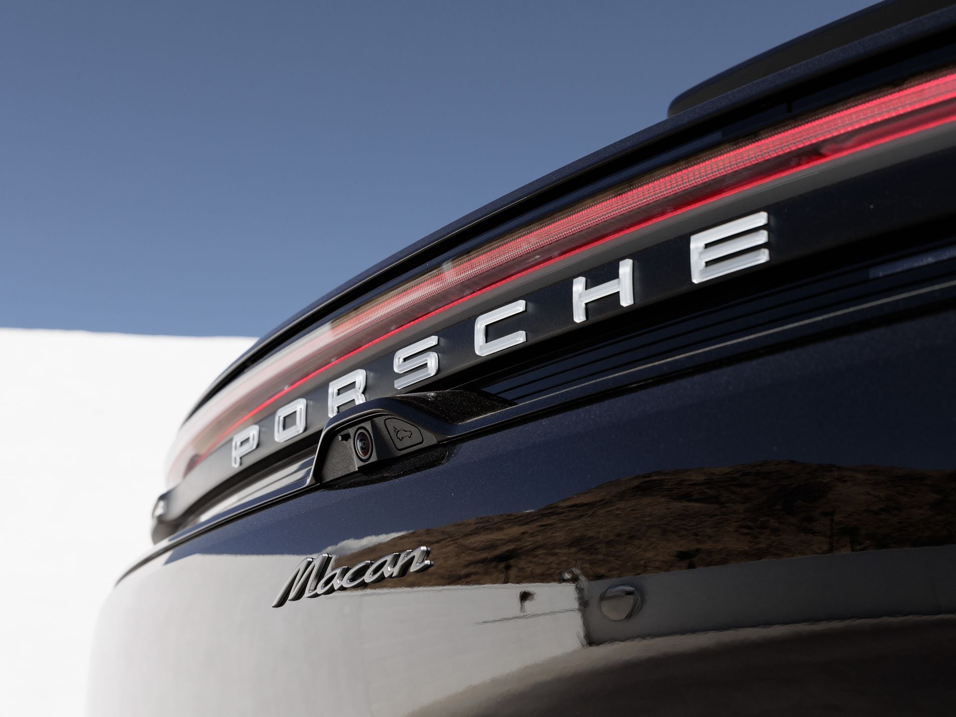 2026 Porsche Macan Electric Base