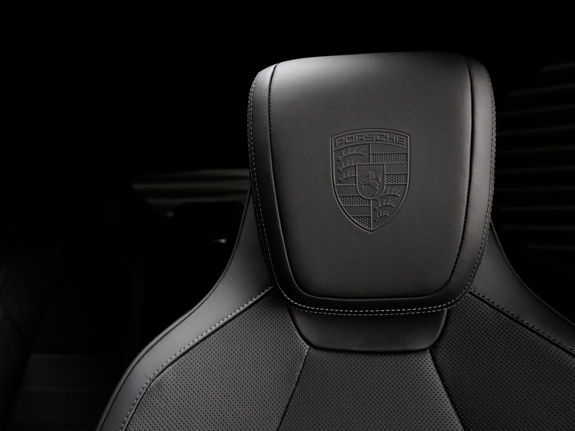 2026 Porsche Macan Electric Base