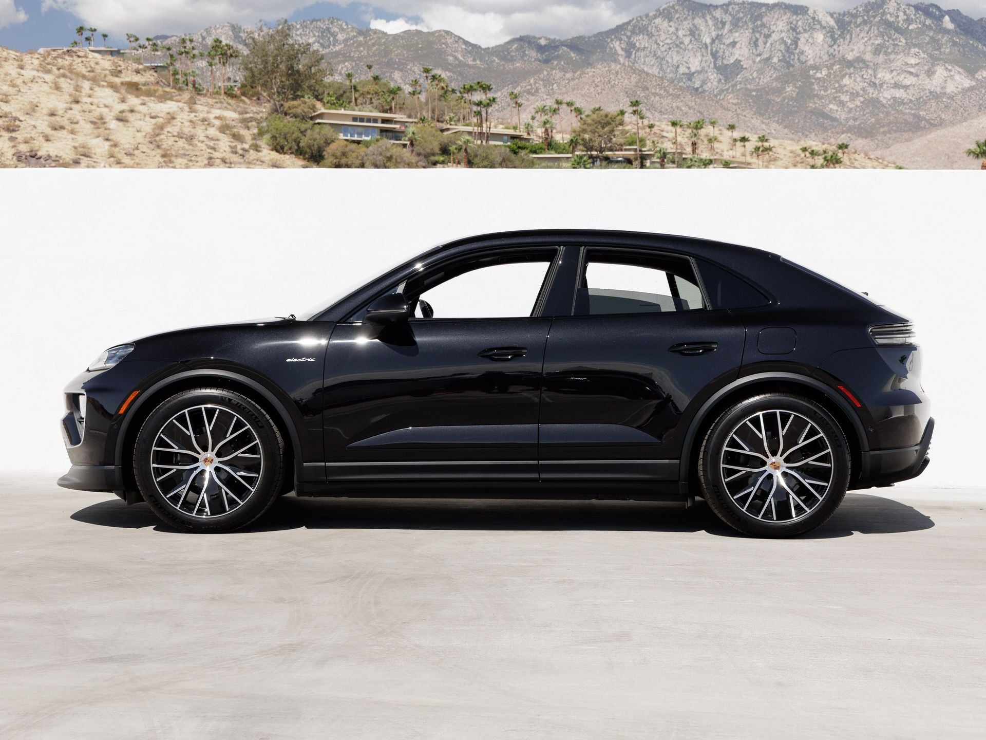 2026 Porsche Macan Electric Base