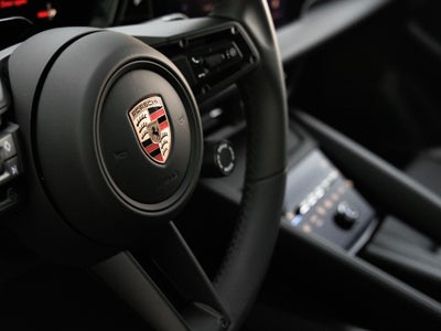2026 Porsche Macan Electric Base