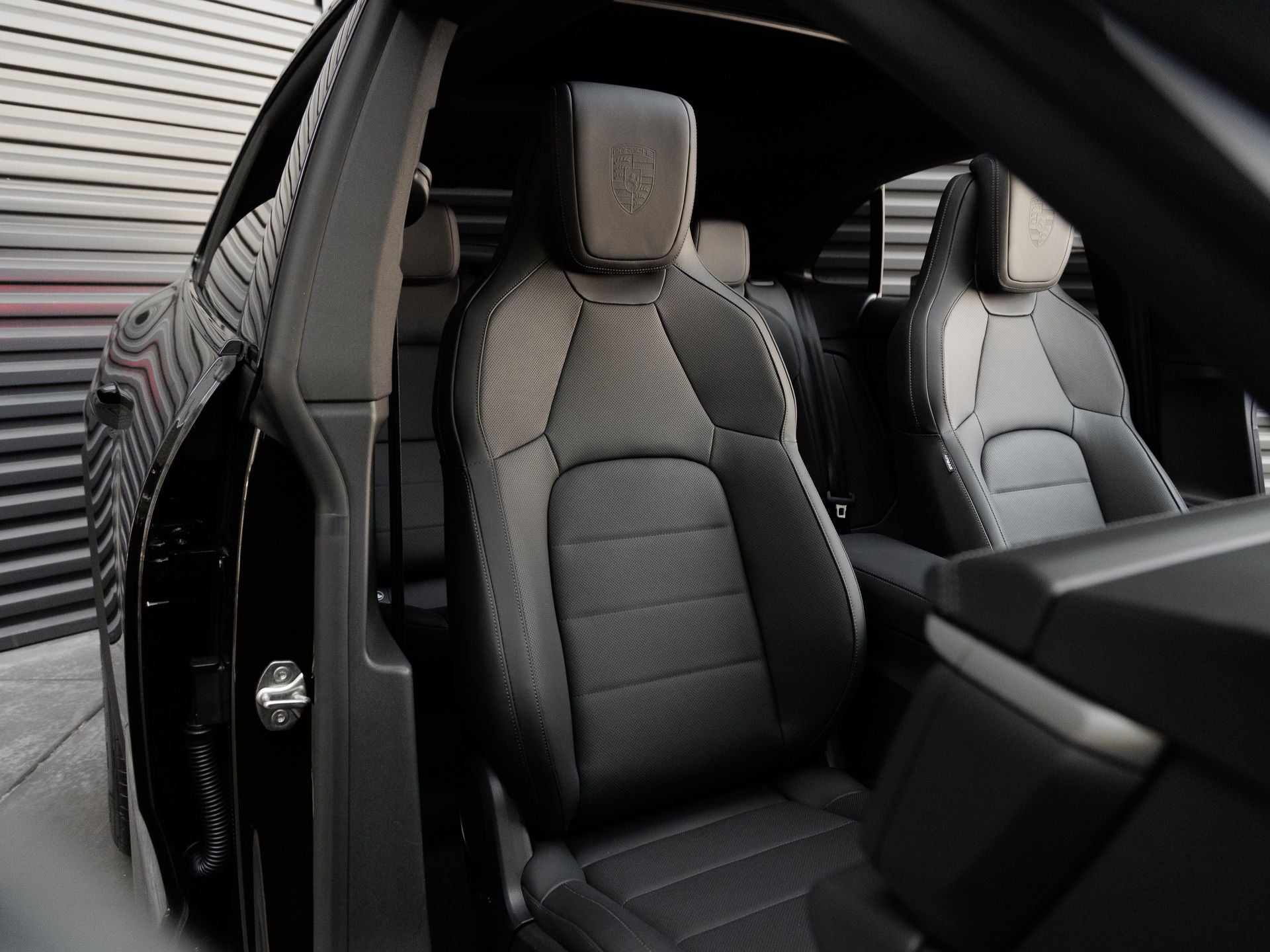 2026 Porsche Macan Electric Base