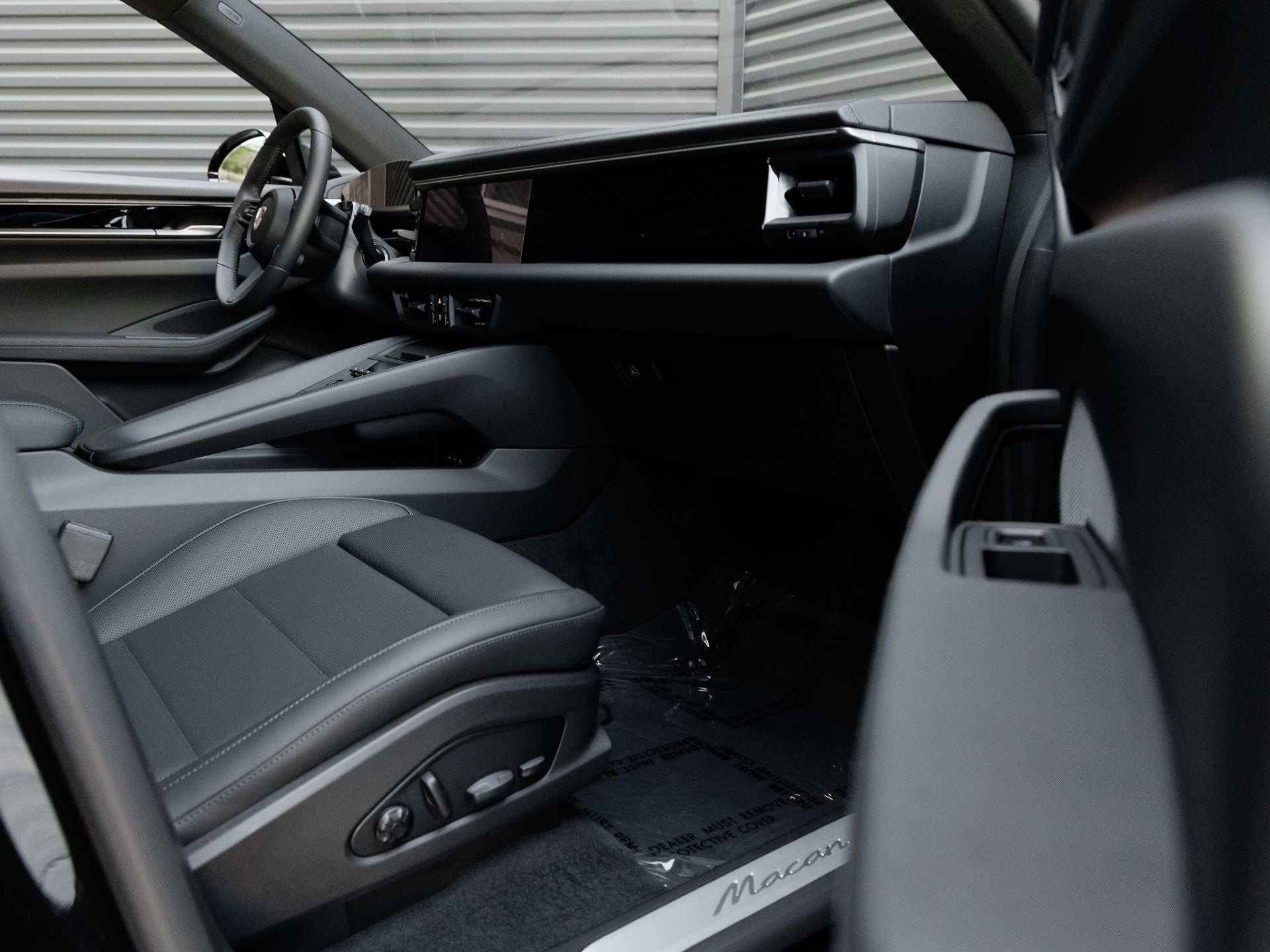2026 Porsche Macan Electric Base