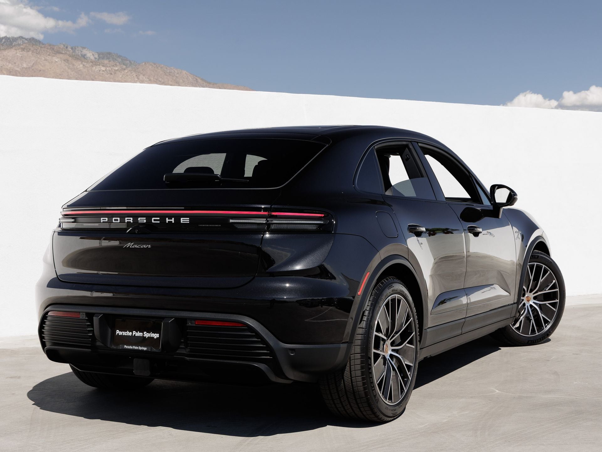 2026 Porsche Macan Electric Base