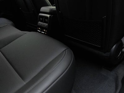2026 Porsche Macan Macan Electric