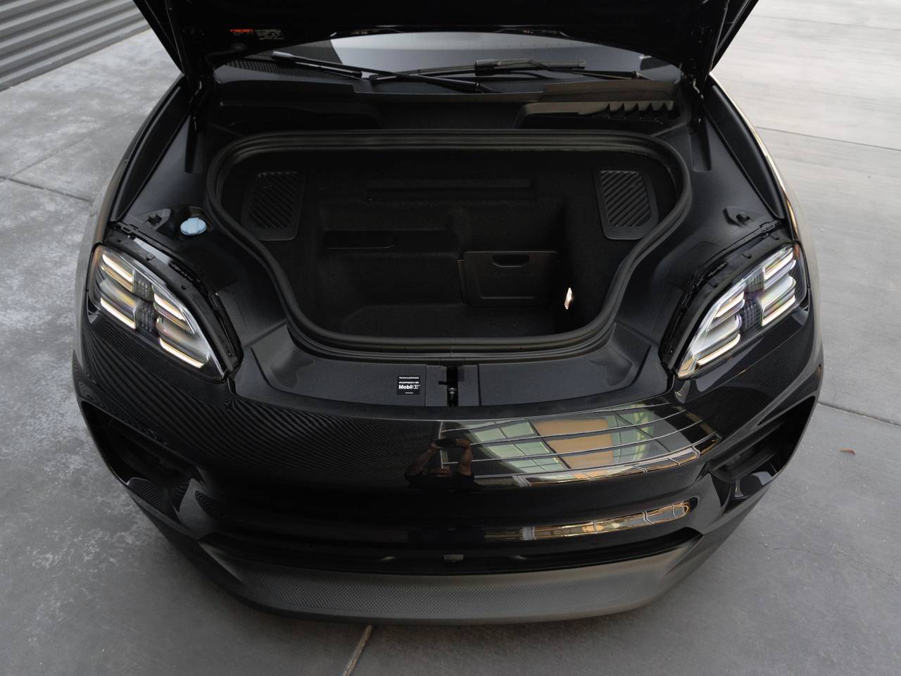 2026 Porsche Macan Macan Electric