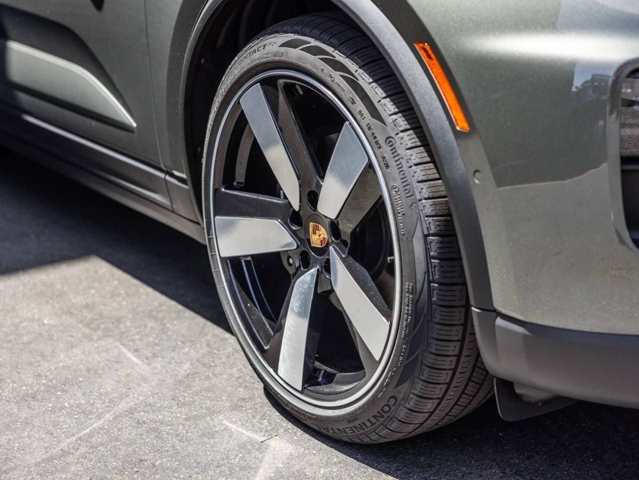 2026 Porsche Macan Macan Electric