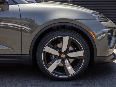 2026 Porsche Macan Macan Electric