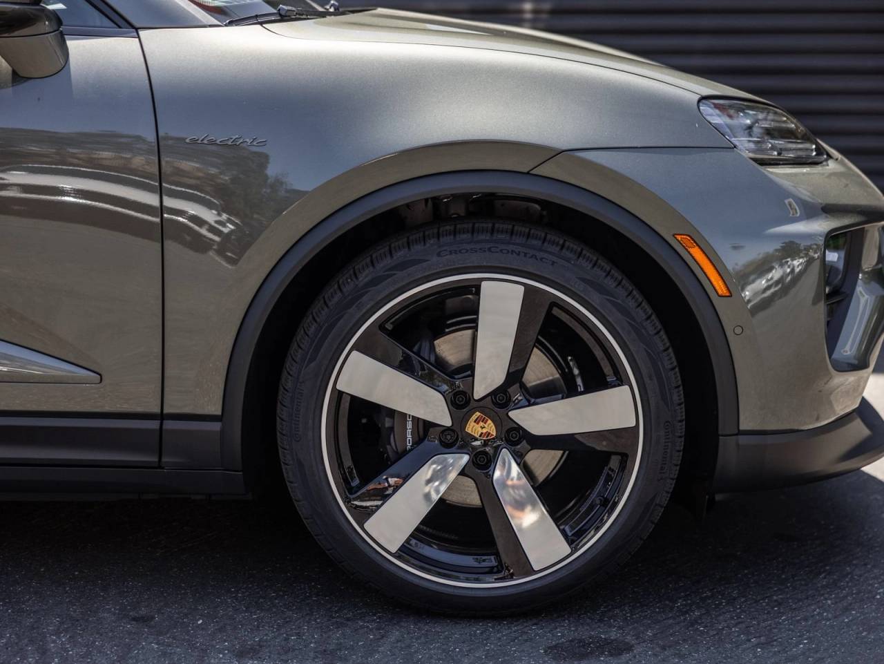 2026 Porsche Macan Macan Electric
