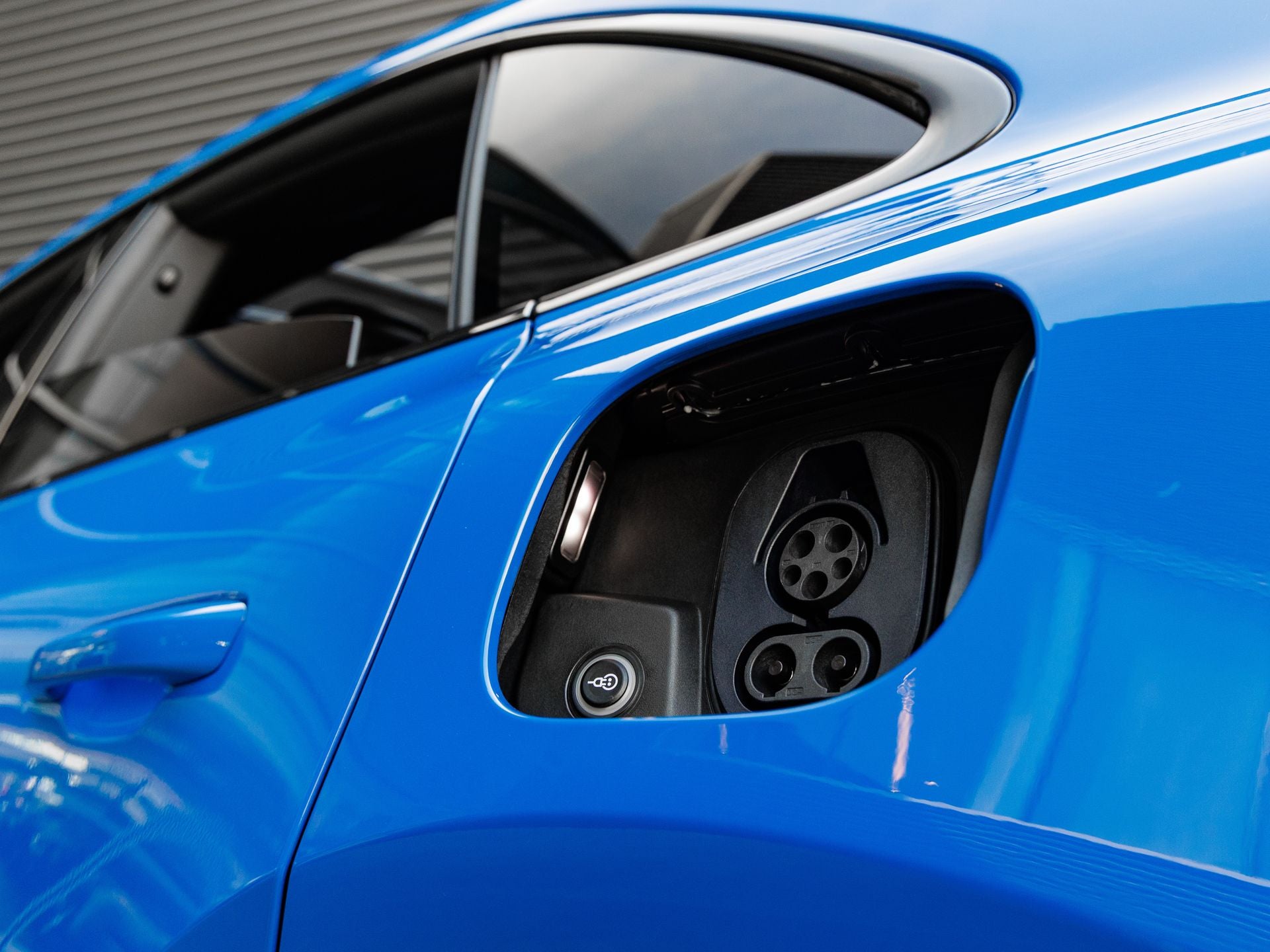 2026 Porsche Macan Macan Electric