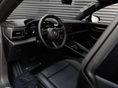 2026 Porsche Macan Macan Electric